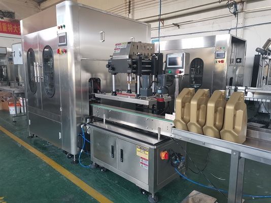 8000BPH Engine Lubricant Oil Bottle Filling Line 0.35cbm/Min