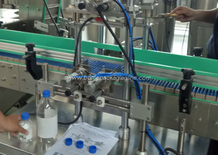 High Efficiency Liquid Filling Packaging Machines Plc Control 12 Monthes Guarantee